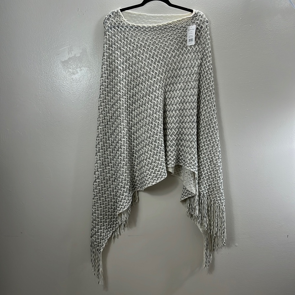 Winwin shawl women’s one size gray/white pull over